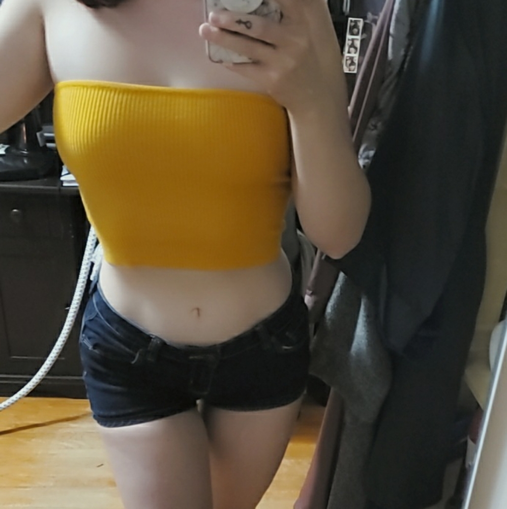 🌻Mustard Tube Top🌻